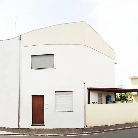 Sinis Holiday House *